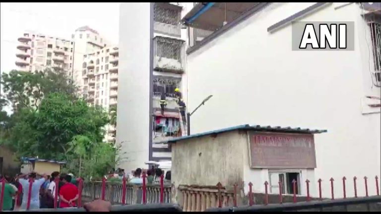 Building Collapsed: नवी मुंबई येथे इमारतीचा स्लॅब कोसळला, सात जण जखमी