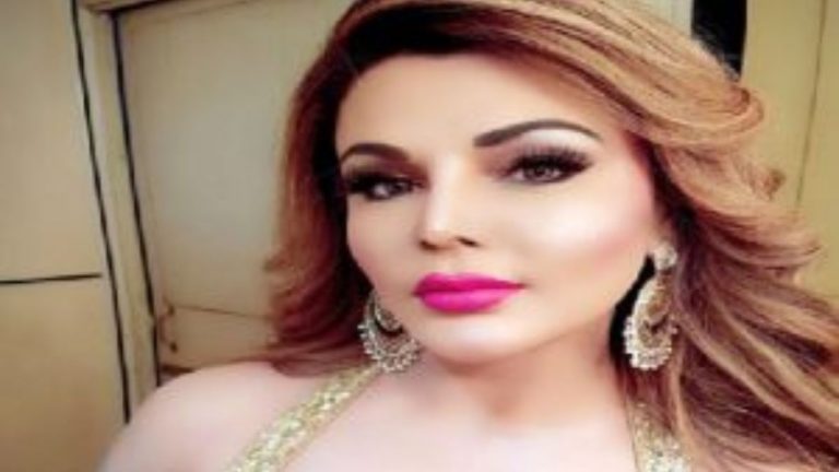 Rakhi Sawant Appeals Fans to Use Condom: कंडोम वापरा! राखी सावंतने चाहत्यांना केलं खास आवाहन, पाहा व्हिडिओ