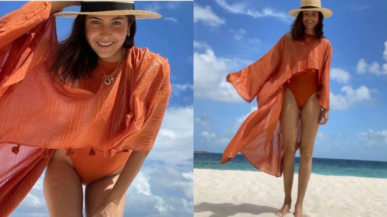 Anushka Sharma Hot Photo: अनुष्का शर्माने बीचवर दाखवला हॉट अवतार, सेक्सी फोटो आले समोर