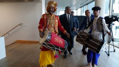 Commonwealth Games 2022: बर्मिंगहॅममध्ये भारतीय क्रीडा चाहत्यांकडून भारतीय खेळाडूंचे जल्लोषात स्वागत