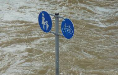 Kolhapur Flood Update: कोल्हापूर जिल्ह्यात सुरू असलेल्या मुसळधार पावसामुळे पंचगंगा नदीची पातळी वाढली; 98 बंधारे पाण्याखाली