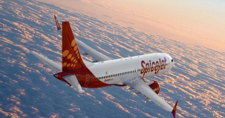 SpiceJet ला DGCA चा दिलासा; 30 ऑक्टोबर पासून पूर्ण प्रवासी क्षमतेने विमानाची उड्डाणं