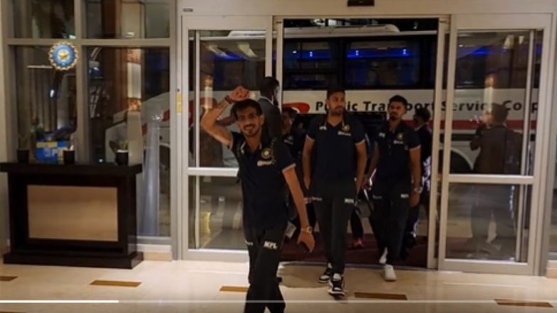 IND vs WI: वनडे मालिकेसाठी टीम इंडिया पोहोचली त्रिनिदाद, खेळाडूचा पहा स्टाइलीश अंदाज