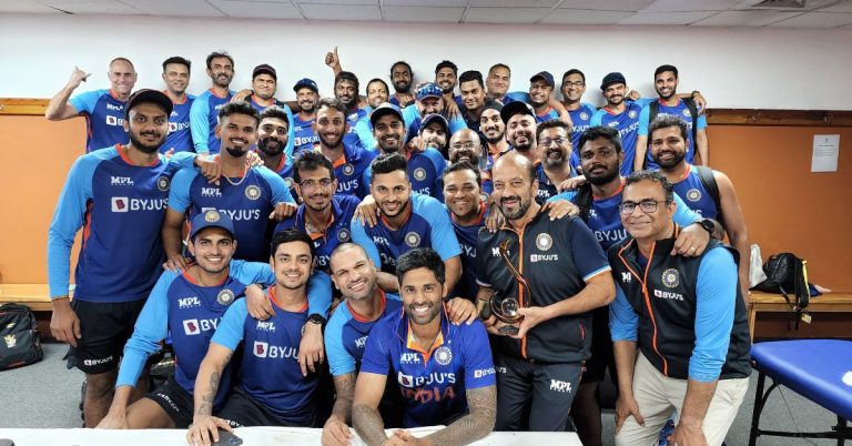 IND vs WI 3rd ODI: टीम इंडियाने वेस्ट इंडिजला वनडे मालिकेत केले क्लीन स्वीप, कोच राहुल द्रविडने केले टीमचे कौतुक (Watch Video)