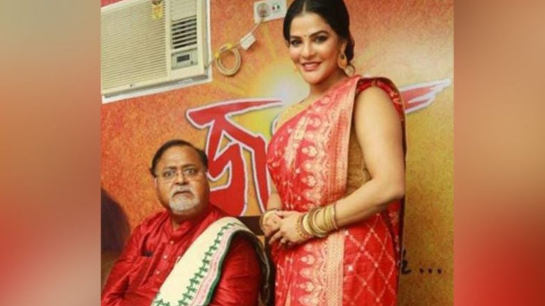 WB SSC Scam: Arpita Mukherjee घरातील धाडेमध्ये Sex Toys देखील जप्त? रिपोर्ट पाहून सोशल मीडीयातही चर्चा