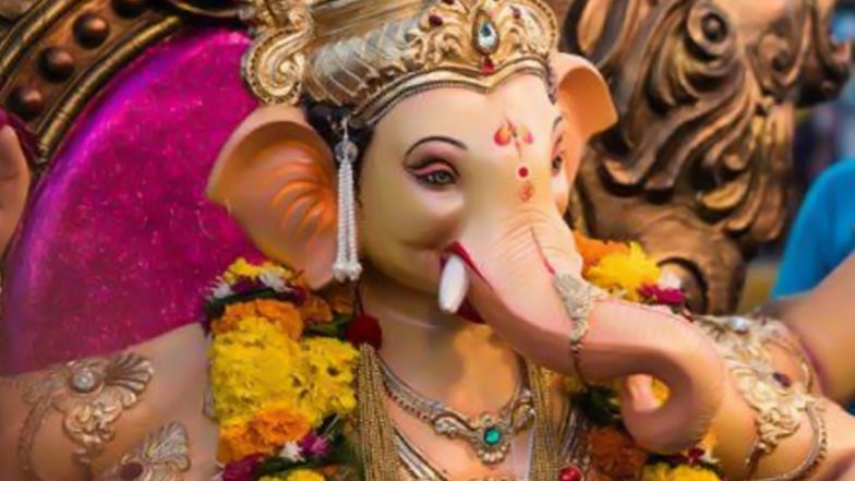 Ganpati DP Images & Ganesh Chaturthi 2022 Wishes: सोशल मीडियासाठी बाप्पाचे Profile Pictures आणि HD Wallpapers  घेऊन आलो आहोत, पाहा