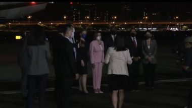अमेरिकेच्या हाऊस स्पीकर Nancy Pelosi यांचे तैवानमध्ये आगमन; विमानतळावर झाले जंगी स्वागत