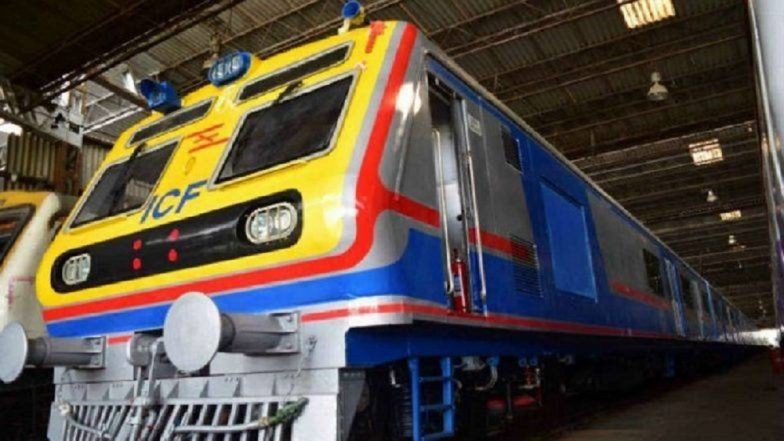 Western Railway Introduces More AC Locals: पश्चिम रेल्वेने मुंबई उपनगरीय विभागात सुरू केल्या 17 नवीन AC लोकल