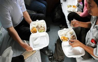 Order Food on Trains: रेल्वे प्रवाशांसाठी खुशखबर! आता तुम्ही ट्रेनमध्येही WhatsApp वरून मागवू शकता तुमच्या आवडीचे पदार्थ; 'अशी' करा ऑर्डर