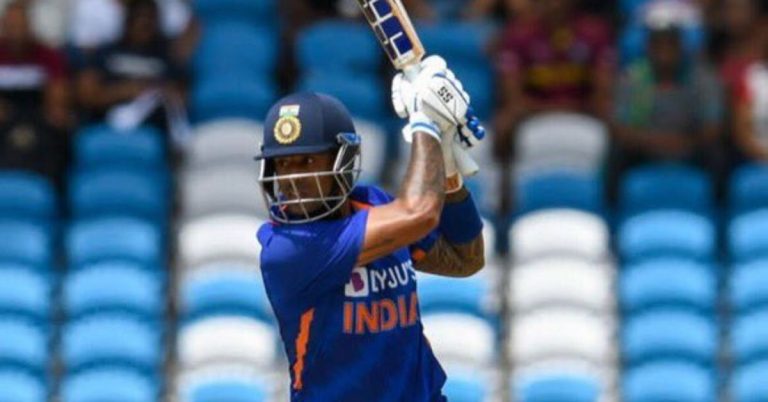 IND vs NZ 1st ODI Live Score: भारताची चौथी विकेट पडली 175 धावांवर, सूर्यकुमार यादव 31 धावा करून बाद