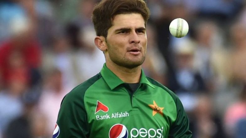Shaheen Afridi Milestone: शाहीन आफ्रिदी एकदिवसीय ठरला इतिहासात सर्वात वेगवान 100 बळी घेणारा गोलंदाज, बांगलादेशविरुद्धच्या सामन्यात केली कामगिरी