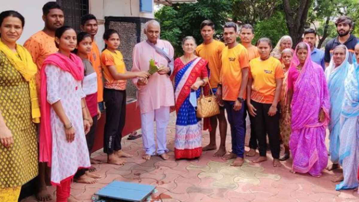 Dr. Prakash Amte, Hairy Cell Leukemia मधून मुक्त; पुण्याच्या दीनानाथ मंगेशकर रूग्णालयातून सुट्टी