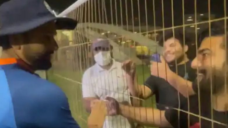 Rohit Sharma: रोहितनं जिंकल मन; पाकिस्तानी चाहत्याला दिली 'जादू की झप्पी', व्हिडिओ झाला व्हायरल