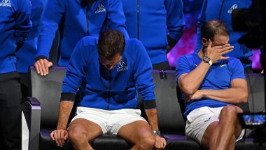 Roger Federer चा 'टेनिस' ला अलविदा! Rafael Nadal, Novak Djokovic यांनाही त्याच्या फेअरवेल ला अश्रू अनावर  (Watch Video)