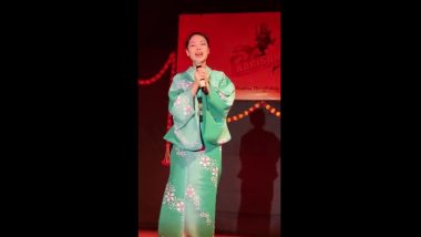 जापानी मुलीने गायले Ekati Ekati Ghabarlis गाणे, पुणे येथील व्हिडिओ सलील कुलकर्णी यांनी केला पोस्ट