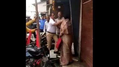 Shocking! मनसे नेत्याची दादागिरी; वृद्ध महिलेवर उचलला हात, जमिनीवर ढकलून केली बेदम मारहाण (Watch Video)