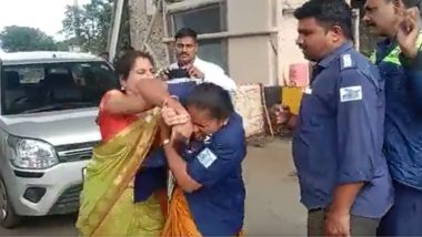 Pimpalgaon Toll Plaza Viral Video: पिंपळगाव टोलनाक्यावर महिलांमध्ये जोरदार हाणामारी; व्हिडिओ सोशल मीडियावर व्हायरल