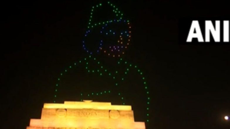 New Delhi: सुभाषचंद्र बोस यांचे जीवन आणि वारसा दाखवणारा 'ड्रोन शो' इंडिया गेटवर उजळून निघाले (Watch Video)