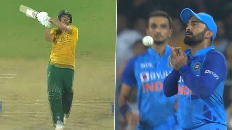 IND vs SA 2nd T20I: क्षेत्ररक्षण करताना दिनेश कार्तिकच्या हातातून दोनदा निसटला चेंडू, तिसऱ्या प्रयत्नात झेल (Watch Video)