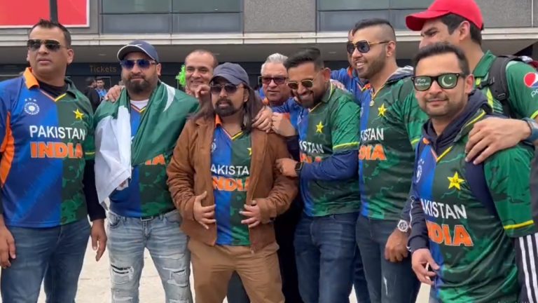 IND vs PAK T20 WC 2022: असे बघितले का भारत-पाकिस्तान चाहते? बघा काय म्हणतात (Watch Video)