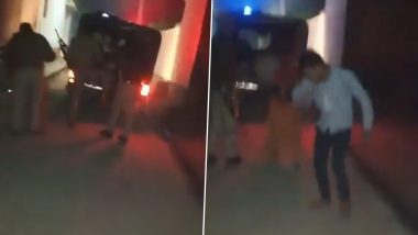 UP Shocker: बरेलीमध्ये महिलेला पोलिसांकडून मारहाण; व्हिडिओ व्हायरल झाल्यानंतर कर्मचारी निलंबित (Watch)