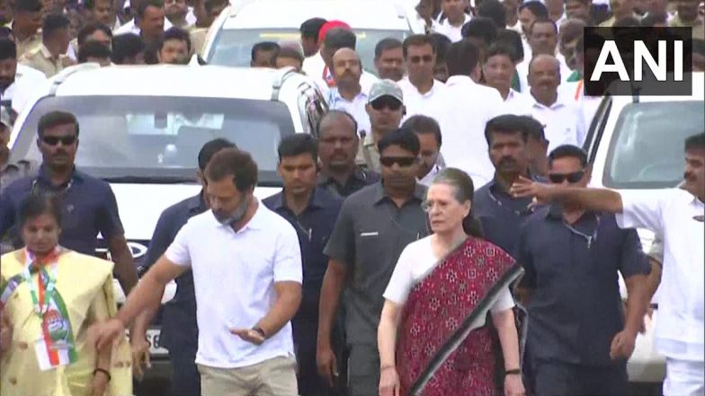 Sonia Gandhi Joins Bharat Jodo Yatra: काँग्रेस अध्यक्षा सोनिया गांधी 'भारत जोडो यात्रे'त सहभागी, राहुल गांधी यांच्यासोबत पदयात्रा