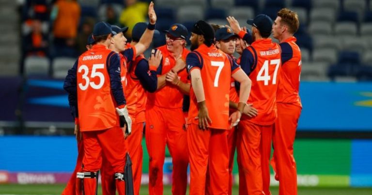 UAE vs NED T20 WC 2022: रोमांचक सामन्यात नेदरलँड्सचा विजय, शेवटच्या षटकात UAE चा पराभव