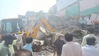 Building Collapsed in Amravati: अमरावती मधील प्रभात चौकात तीन मजली  इमारत कोसळली; 5 ठार, 1 जखमी