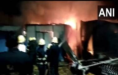 Fire Broke Out In Wanwadi Pune: नागरिक झोपेत असताना पुण्यात घरांना भीषण आग, वानवडी येथील घटना (Watch Video)