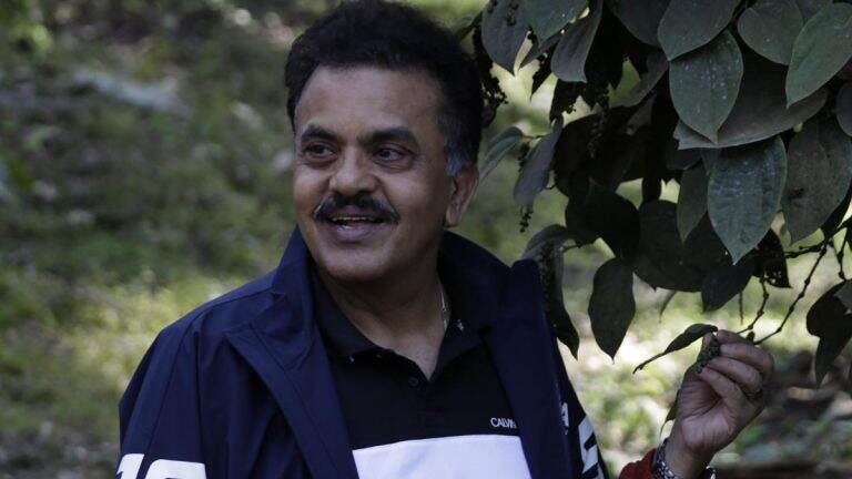 Sanjay Nirupam: माझ्यासाठी उर्जा आणि स्टेशनरी खर्च करु नका, संजय निरुपम यांचा पक्षाला सूचक इशारा