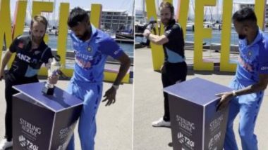 IND vs NZ T20I 2022: पांड्या आणि विल्यमसन दोघेही फोटोशूटसाठी होते उभे, अचानक असे काय झाले की.. (Watch Video)