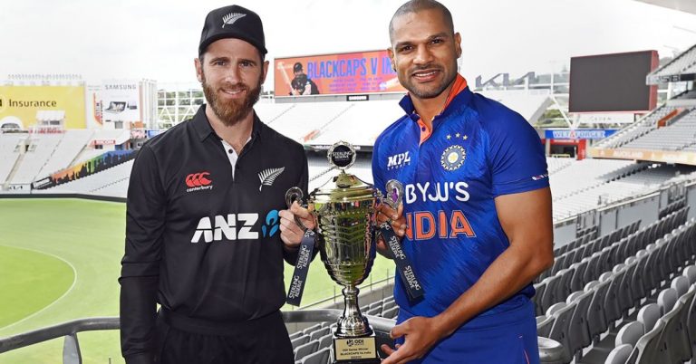 IND vs NZ 1st ODI 2022 Live Score Updates Online: भारताला चौथा धक्का, पंत-सूर्या एकाच षटकात पॅव्हेलियनमध्ये परतले