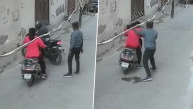 UP Shocker: उत्तर प्रदेशमध्ये चोरट्यांची दहशत कायम; कानपूरमध्ये चोरट्यांनी भरदिवसा महिलेला रस्त्यात अडवून चोरली सोनसाखळी, Watch Video