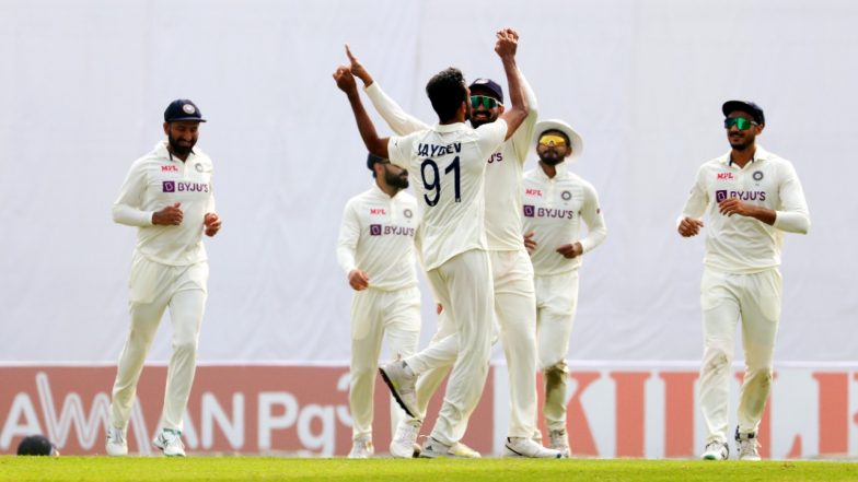 IND vs BAN 2nd Test Day 3 Live Update: बांगलादेशची दुसरी विकेट पडली, मोमिनुल हक 5 धावा करून बाद