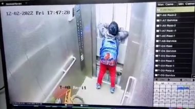 Greater Noida Lift Viral Video: लिफ्टमध्ये अडकला लहान मुलगा, पाहा पुढे काय घडले,  व्हिडिओ व्हायरल