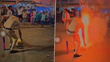 Mumbai Police Constable Viral Video: माहिम दर्ग्याजवळ Sandal Procession च्या वेळेस फटाके विझवण्याच्या प्रयत्नामध्ये मुंबई पोलिस कॉन्स्टेबलचाच भाजला हात (Watch Video)