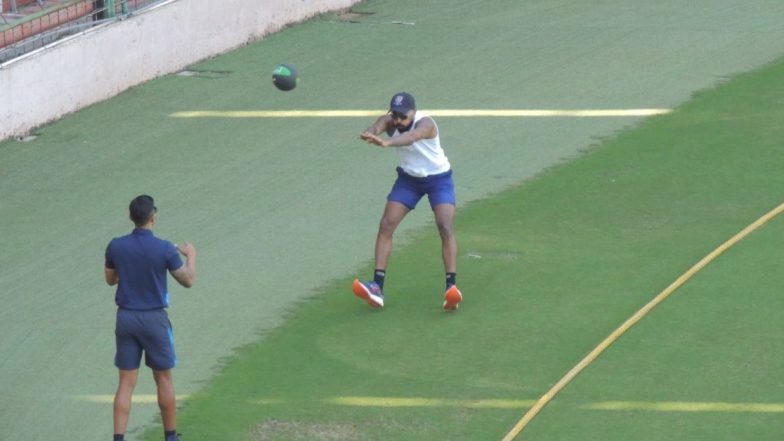 Team Indian चा स्टार अष्टपैलू खेळाडू Hardik Pandya दिसला सराव करताना, श्रीलंकेविरुद्ध करु शकतो टी-20 संघाचे नेतृत्व