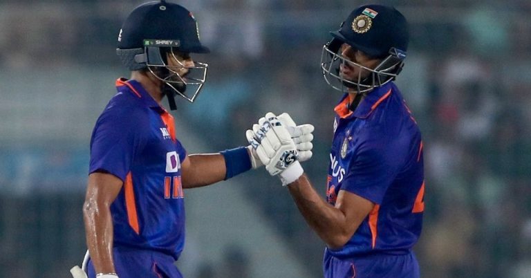 IND vs BAN 2nd ODI 2022 Live Update: भारताने 189 धावांवर गमावली सहावी विकेट, श्रेयस अय्यर नंतर अक्षर पटेल बाद