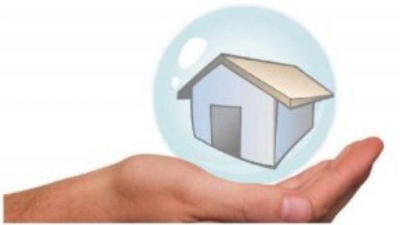 LIC Home Loan: आता घर खरेदी करणं होणार महाग; कंपनीने वाढवले हाऊसिंग फायनान्सचे दर