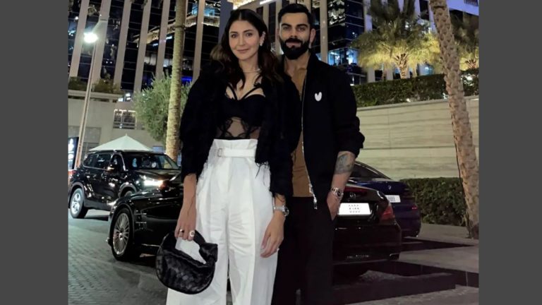 Virat Kohli आणि Anushka Sharma ने Dubai मध्ये साजरे केले नवीन वर्ष, सोशल मीडियावर शेअर केले खास फोटो