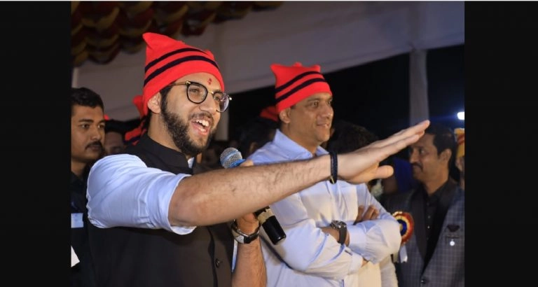 Versova Koli Seafood Festival: आदित्य ठाकरे यांनी दिली 'वेसावा कोळी सी फूड फेस्टिवलला' भेट