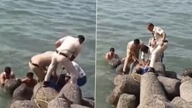 Mumbai Police Saves Life Of Drowning Man: मरीन ड्राईव्ह भागात कर्तव्यदक्ष पोलिस कर्मचर्‍याने समुद्रात उडी मारून वाचवले एका व्यक्तीचे प्राण (Watch Video)