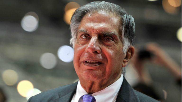 Ratan Tata Clarification on Cricketer: माझा क्रिकेटशी काहीही संबंध नाही; रतन टाटांनी का केलं 'असं' वक्तव्य? जाणून घ्या