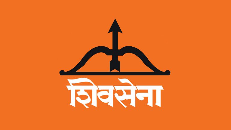 16 Shiv Sena MLAs Disqualification Case: ठाकरे गटाकडून सर्वोच्च न्यायालयात 'खोटी कागदपत्र' सादर - शिंदे गटाचे वकील महेश जेठमलानींचा दावा (Watch Video)