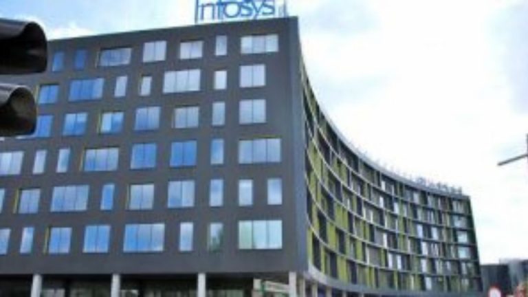 Infosys Net Profit: मार्च तिमाहीत इन्फोसिसचा निव्वळ नफा वार्षिक 7.8 टक्क्यांनी वाढून 6,128 कोटी रुपयांवर पोहोचला