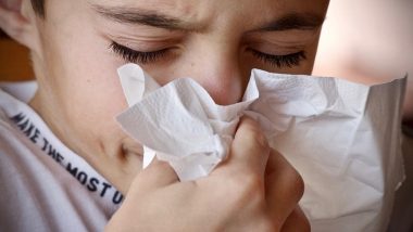 Ban On Cold & Flu Syrups for Infants: 4 वर्षांपेक्षा कमी वयाच्या मुलांना 'हे'  कफ सिरप देऊ नका;  फार्मास्युटिकल कंपन्यांना DCGI चा इशारा