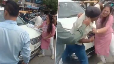 Nagpur: महिलेने ओव्हरटेक केल्याने संतापलेल्या व्यक्तीची महिलेला भरचौकात मारहाण,Watch Viral Video