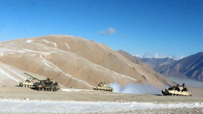 Threat From Chinese Phones: गुप्तचर यंत्रणांचा सीमेवरील जवान आणि त्यांच्या कुटुंबीयांना चिनी मोबाईल फोन न वापरण्याचा सल्ला