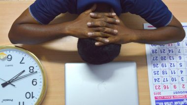 Stress Management During Layoffs: नोकरी गेली तर? घाबरू नका, स्वतःला सावरा; मानसिक संतुलनासाठी करा ताण-तणाव व्यवस्थापन