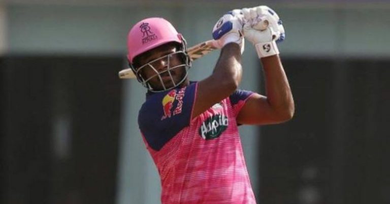 Sanju Samson Half Century: रियाननंतर सॅमसननेही अर्धशतक झळकावले, गुजरातच्या गोलंदाजी फसली